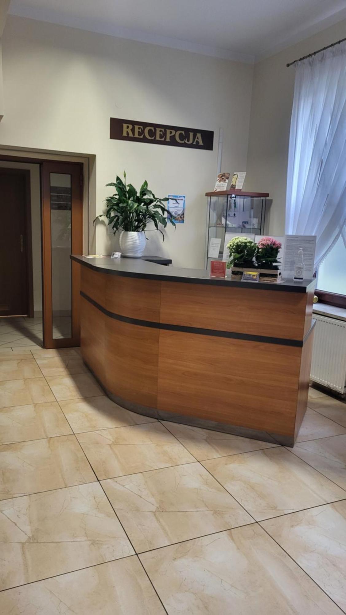 Hotel Chancza Spa & Restauracja Rakow  المظهر الخارجي الصورة